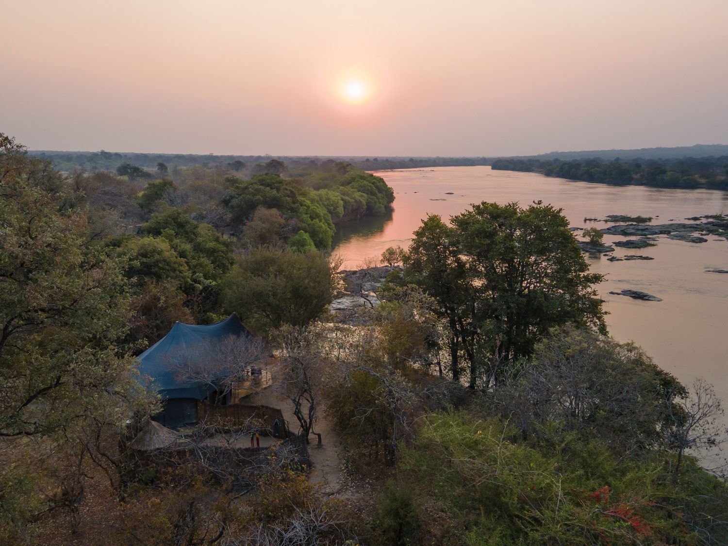 Mawimbi Bushcamp, Lage