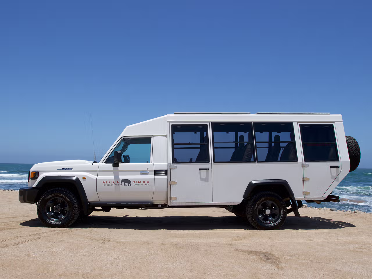 Safari 11-Seater