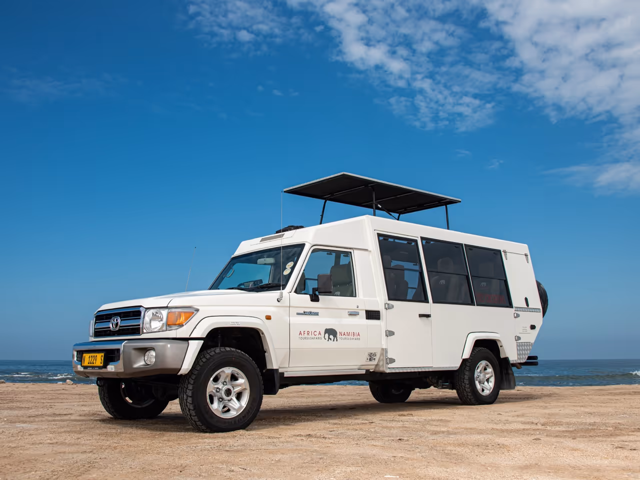 Safari 9-Seater