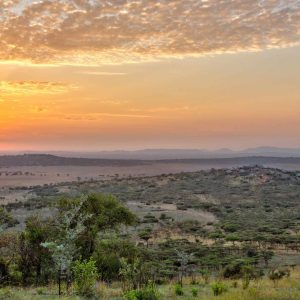 Lahia Tented Lodge - Landscape and lodge