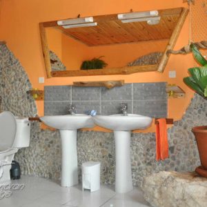 Le Comoran Lodge