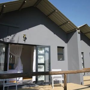 Lenyebi River Lodge