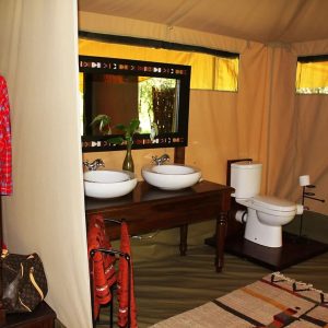 Mara Ngenche Camp, Badezimmer
