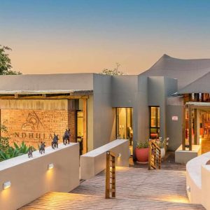 Ndhula Tented Lodge Eingangsbereich