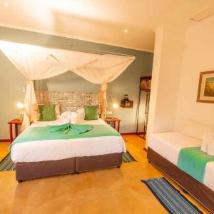 Phezulu Guest Lodge
