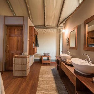 Setari Camp Room